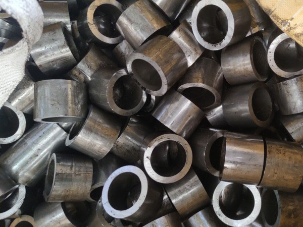 开江无缝钢管切割